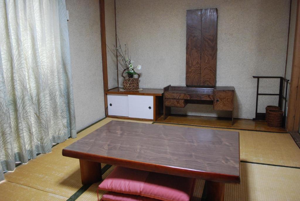 Chizuru Ryokan Hiroshima Quarto foto